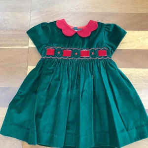 Abitino Les Enfants de Gisele in velluto verde mezza manica collo rosso smerlato gonna ampia in vita passanastro rosso e rose rosse ricamate